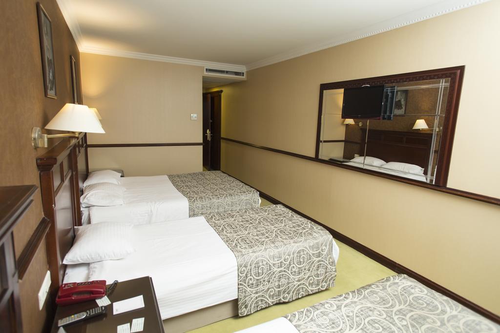 Topkapi Inter Istanbul Hotel Exterior foto